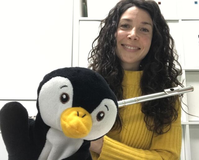 ¡Hola familias! Pingu y Laura ya tienen todo preparado para el taller de Baby Music de los martes 🥰. Si queréis venir a compartir dos días de música con vuestr@s peques (hasta 3 años de edad), preguntadnos por alguna de las plazas que quedan disponibles. Martes 22 y 29 de marzo a las 17.00 en el Espacio de Crianza @tierralala_ (C/Moscatelar 21. Hortaleza) #tallerdemusica
.
.
.
#musicaenfamilia #babymusic #tallerdemusicaparaniños #littlemusicalsteps